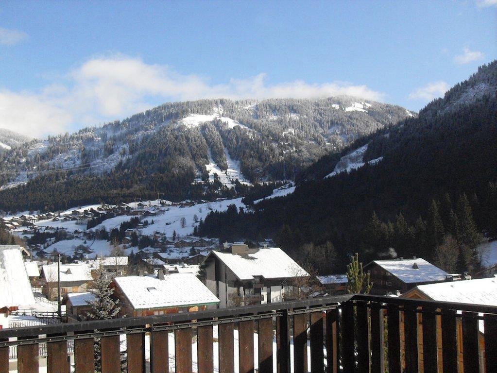 Hotel Les Combelles Châtel Kültér fotó